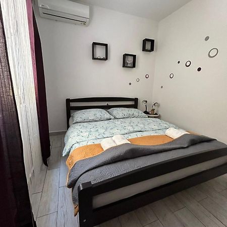 Apartmani Klaric Zara Esterno foto