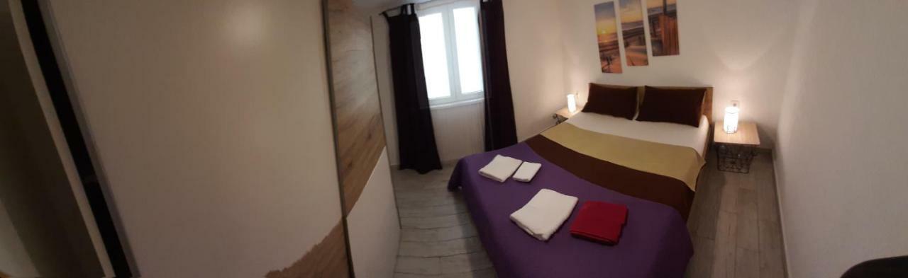 Apartmani Klaric Zara Esterno foto