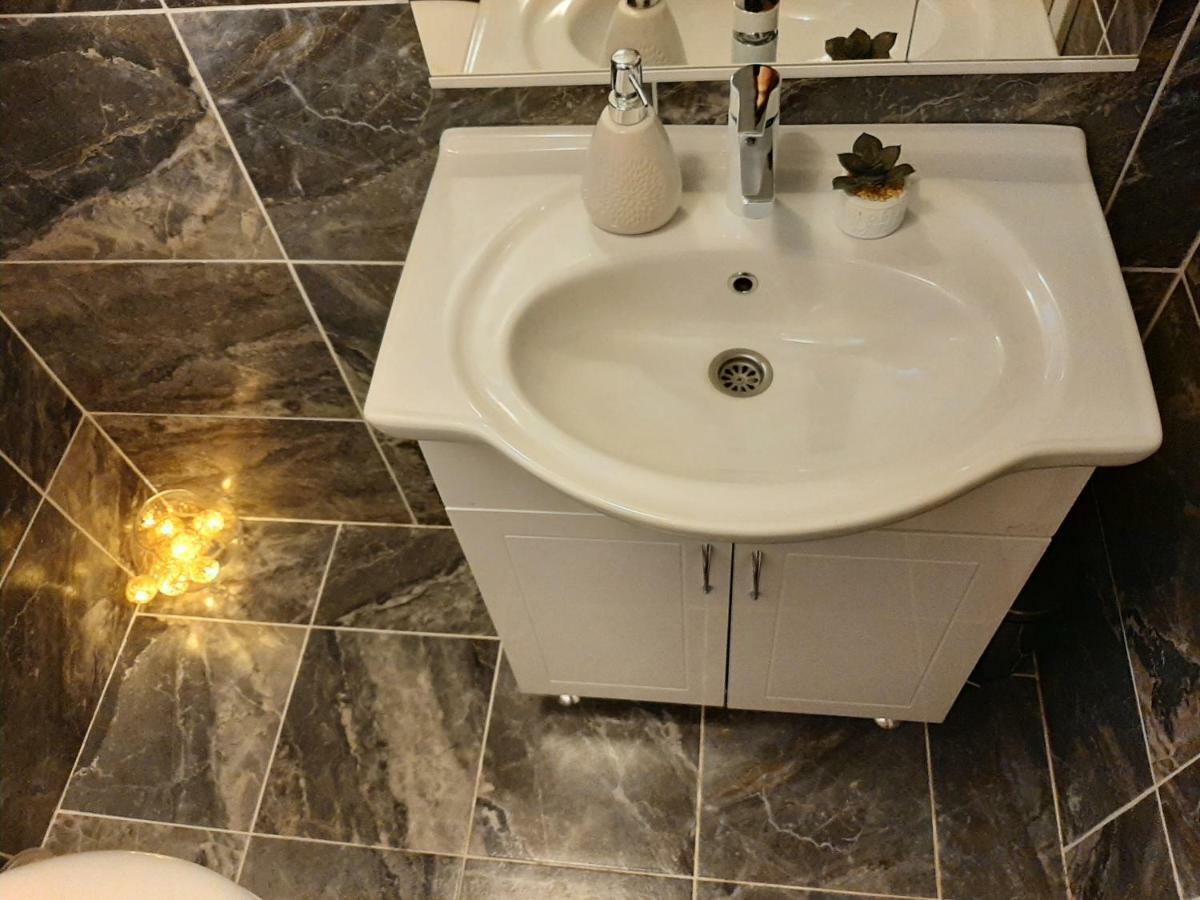 Apartmani Klaric Zara Esterno foto