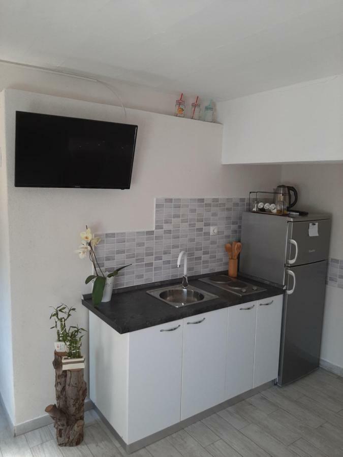 Apartmani Klaric Zara Esterno foto